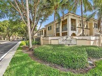 Building Photo - 2433 Centergate Dr