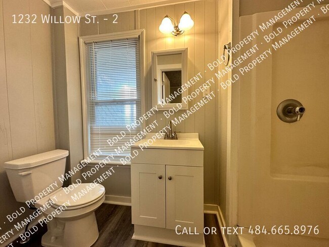 Building Photo - 1232 Willow St