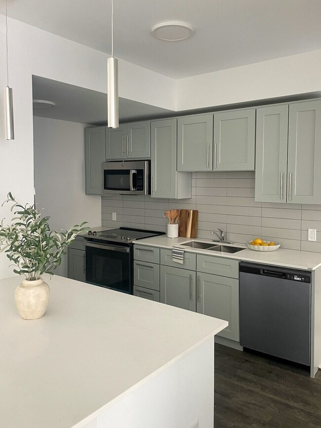 Building Photo - 20 Stephenson Aman Street