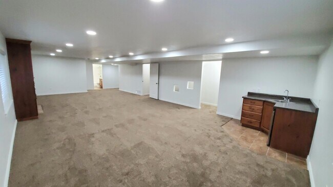 Building Photo - 4446 Shiprock Pl