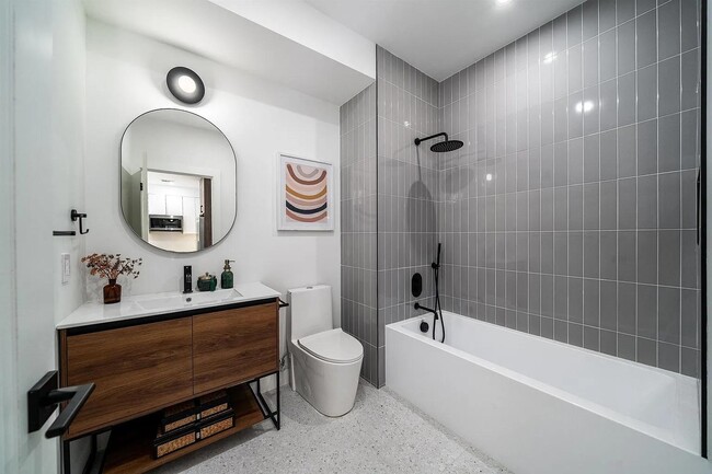 Building Photo - 10 Brinkerhoff St