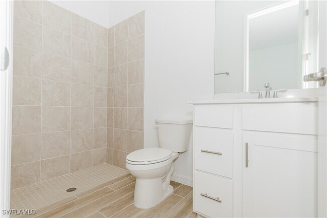 Building Photo - 5947 Sunningdale St