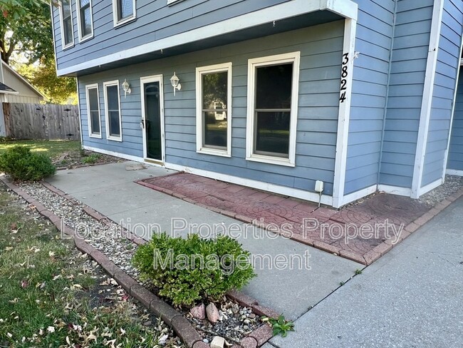 Building Photo - 3824 Stockade Ct