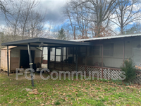 Building Photo - 3610 Highlands Rd