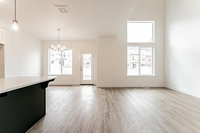 Building Photo - 2867 Blue Dawn Ln