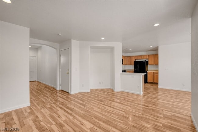 Building Photo - 7443 Ademar St