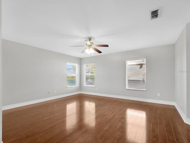 Building Photo - 2274 Geneva Dr