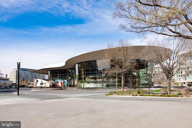 Building Photo - 429 N St SW