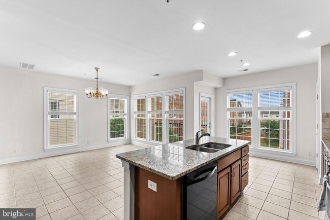 Building Photo - 42788 Lauder Terrace