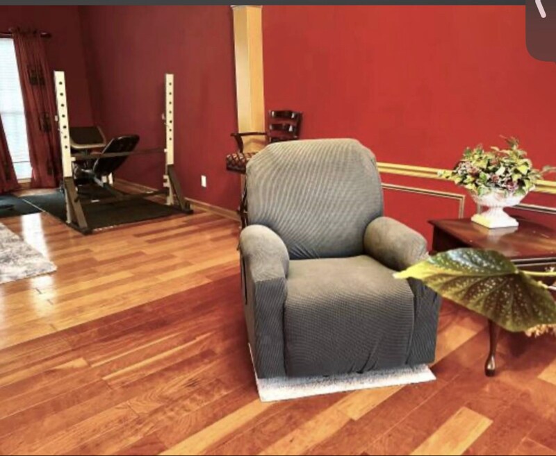 Building Photo - 8325 Windstream Way