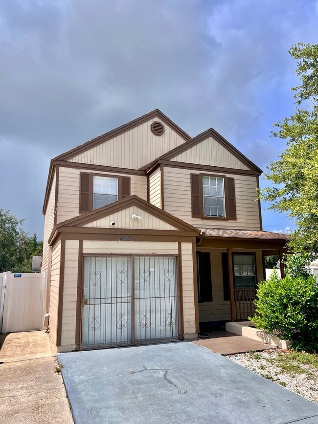Building Photo - 7601 Willow Park Dr