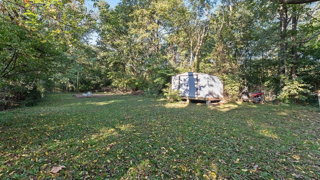 Building Photo - Super Cute One bedroom - Arts and Crafts s...
