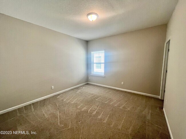 Building Photo - 2117 Hawkeye Pl
