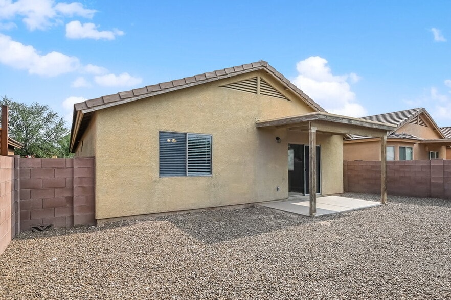 Building Photo - 4098 E Angel Spirit Dr