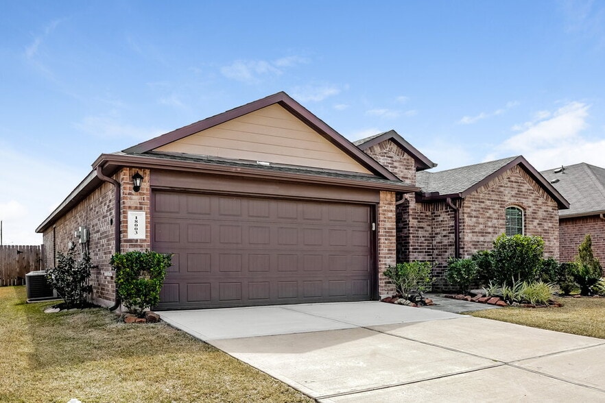 Building Photo - 18003 Dalton Shadow Ln