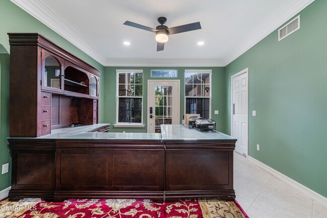 Building Photo - 504 Rustic Hills Dr