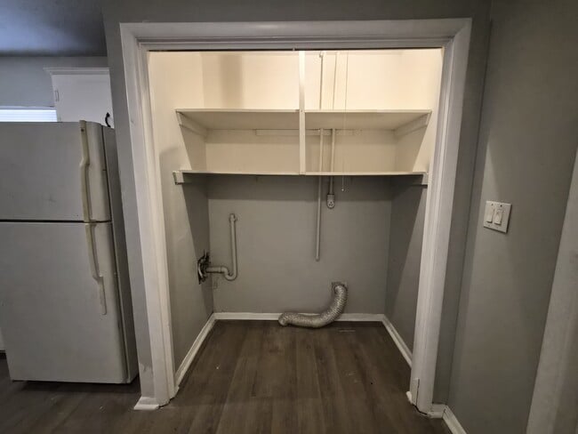 Building Photo - 4102 Biscayne Rd