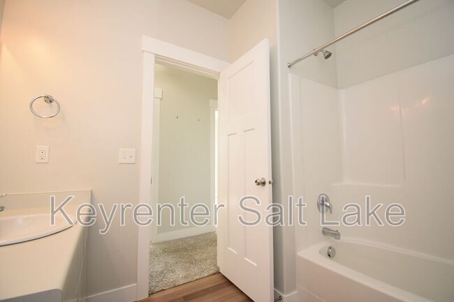 Building Photo - 3791 W 1850 N