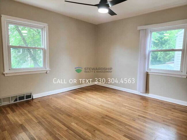 Building Photo - 2131 Dennison Pl NW