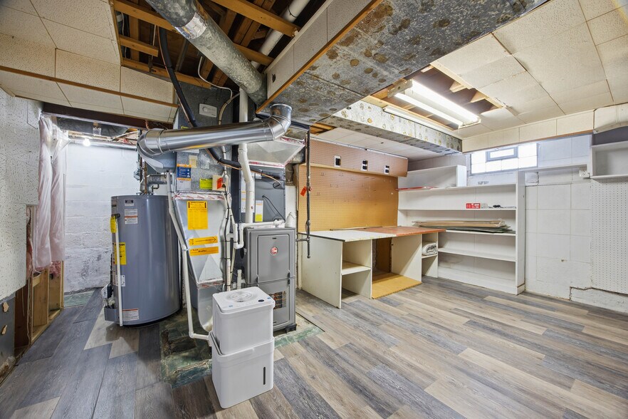 Building Photo - 406 Tarrington Rd