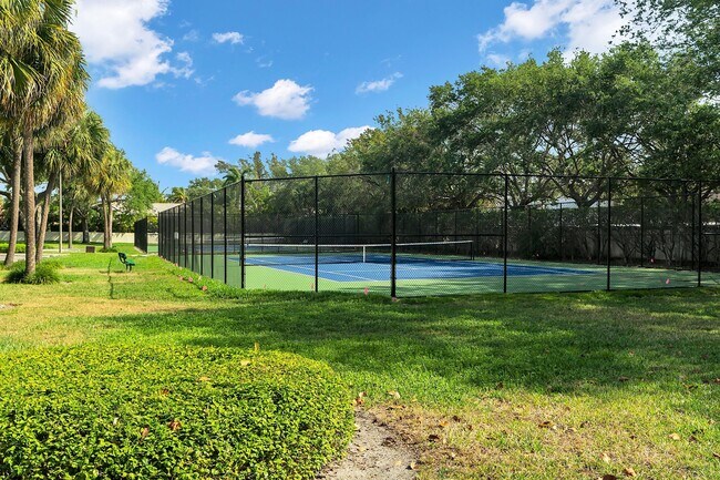 Building Photo - 3139 Millwood Terrace