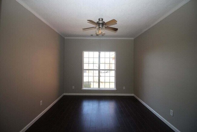 Building Photo - 306 Country Glen Ct