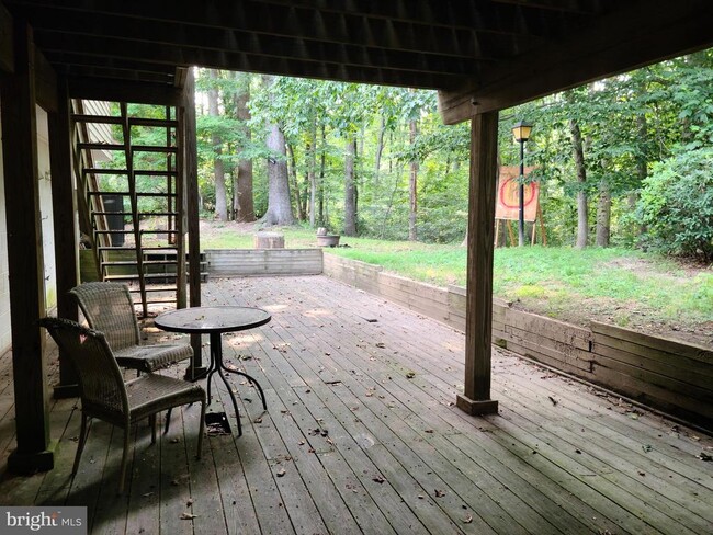 Building Photo - 2512 Deepford Dr