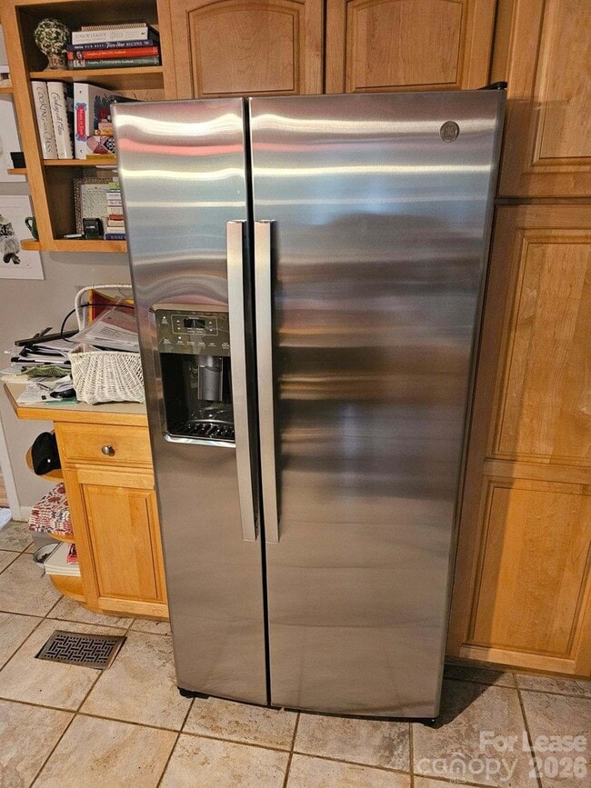 Building Photo - 3922 Fellsway Rd