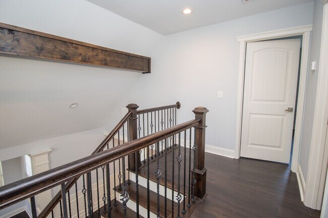 Building Photo - Charming 3-Bed, 3.5-Bath Home Near Augusta...