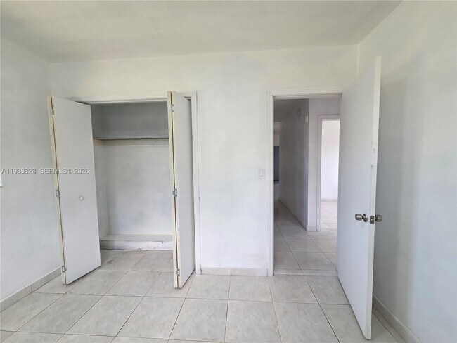 Building Photo - 3061 NW 83rd Terrace