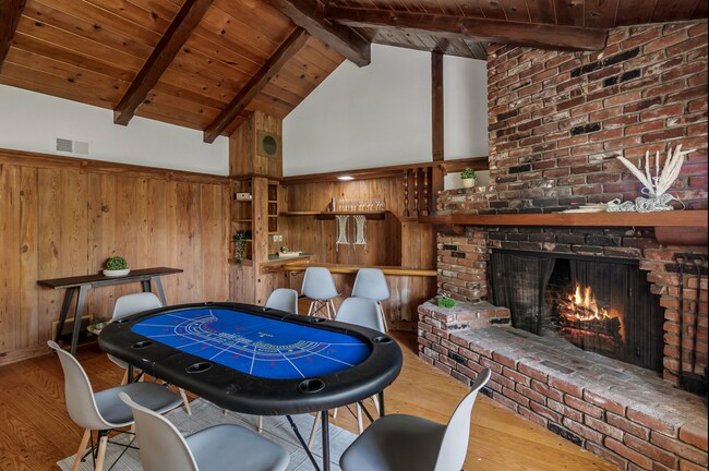 Building Photo - 19471 Rosita St