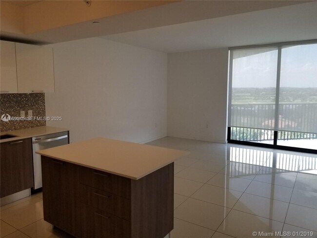 Building Photo - 5252 NW 85th Ave