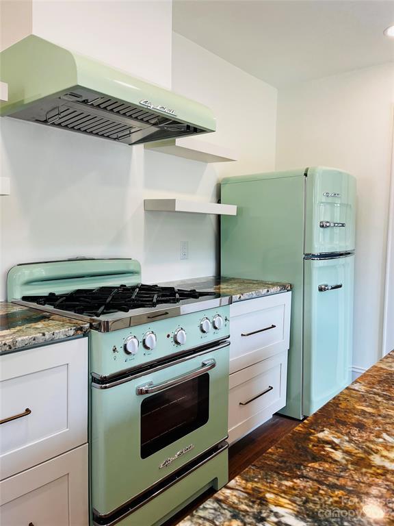 Building Photo - 162 Birtwick Rd