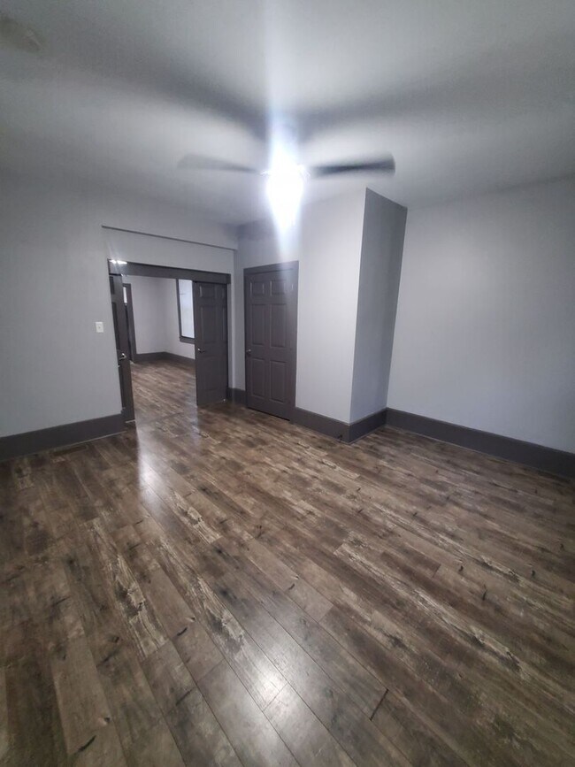 Building Photo - 1505 S 3rd St