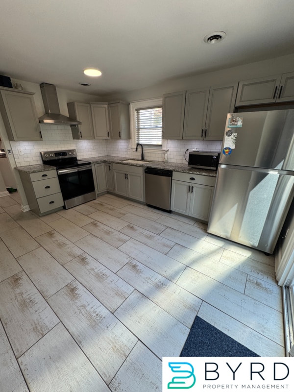 Building Photo - 5101 Boscobel Ave