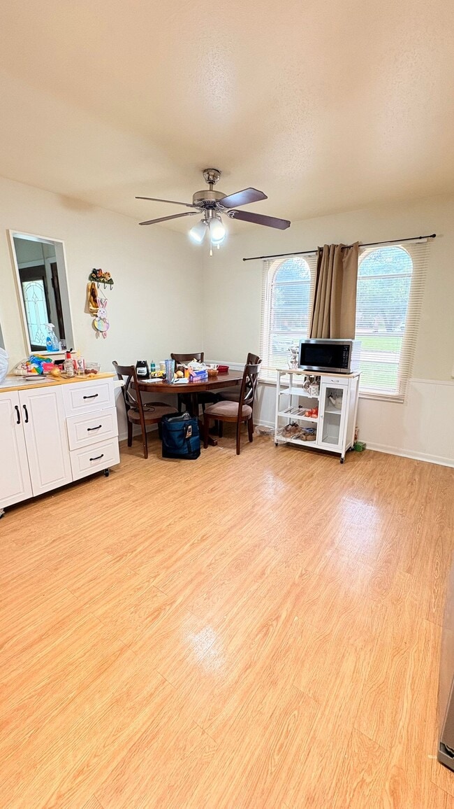 Building Photo - 21514 Greenham Dr