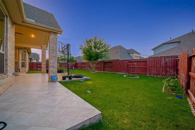 Building Photo - 16818 Calcots Dr
