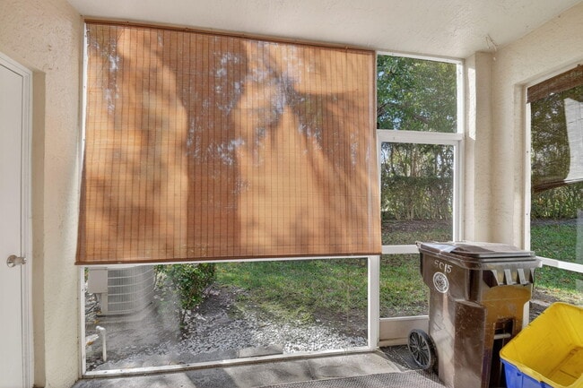 Building Photo - 5015 Palmbrooke Cir