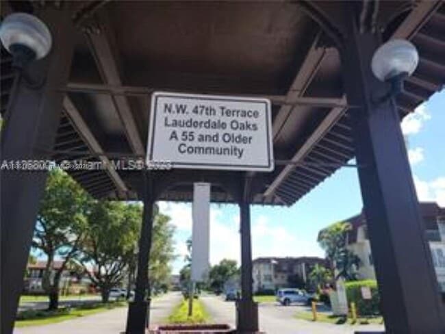 Primary Photo - 2901 NW 47th Terrace