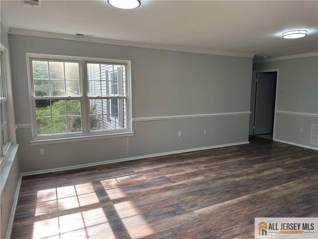 Building Photo - 82 Pennsylvania Way