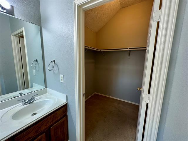 Building Photo - 3804 Aldersyde Dr