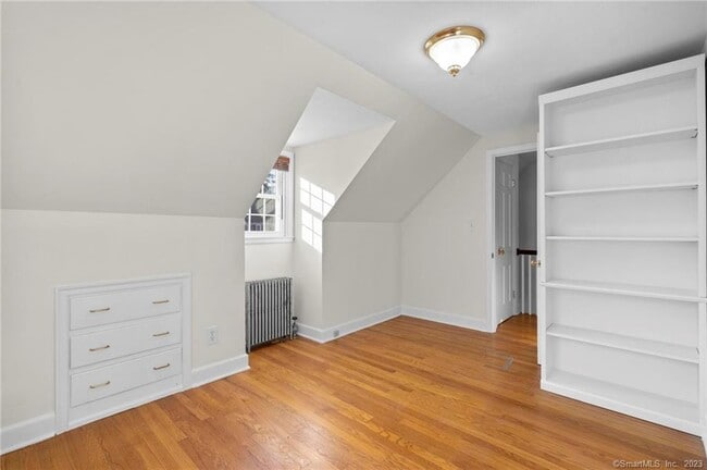 Building Photo - 87 Sylvan Rd