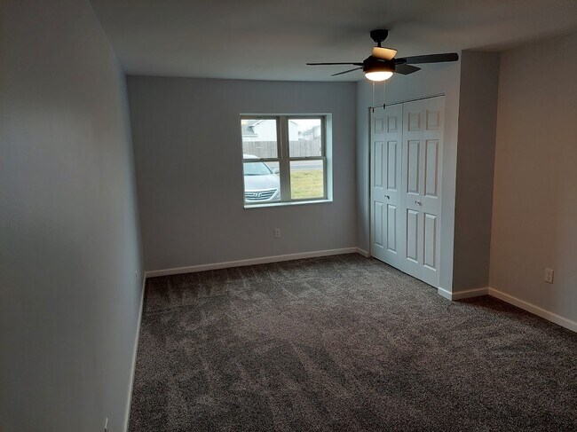 Family Room / Multi-purpose room - 1835 W Sandusky St