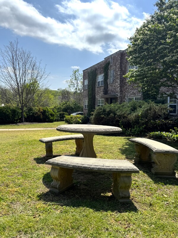 Building Photo - 529 Whitham Ave