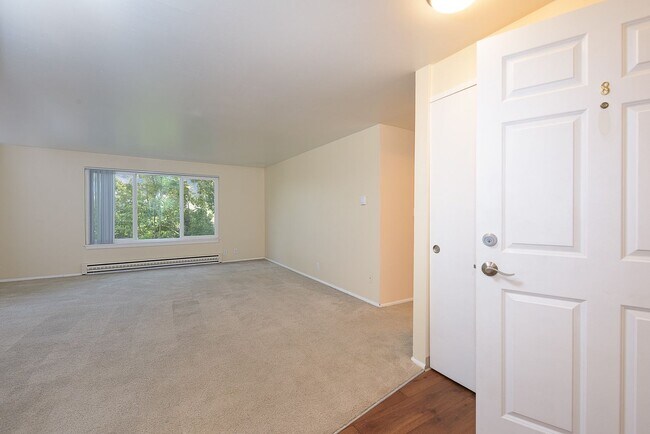 Interior Photo - EA Eastwind Apartments