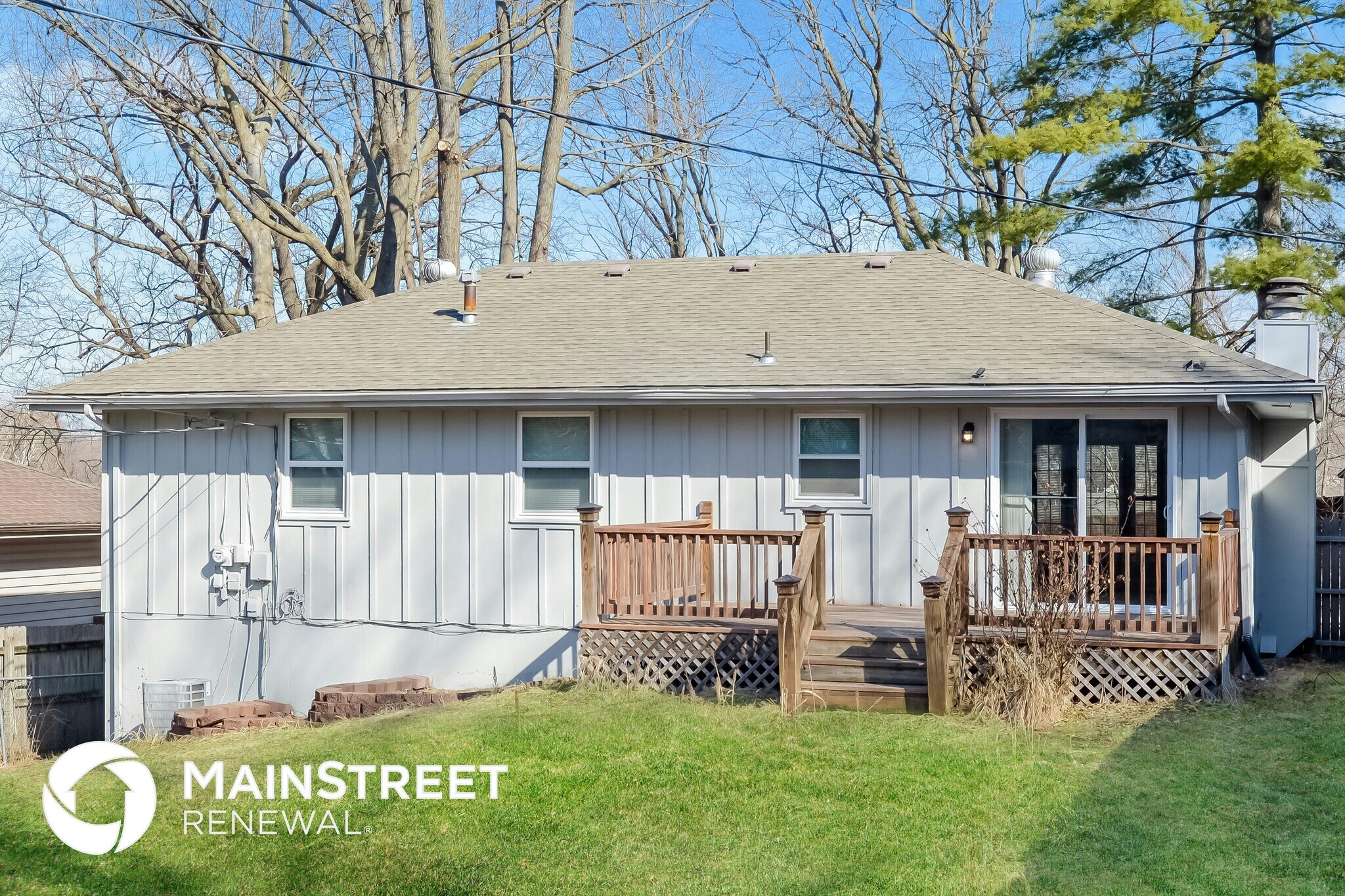 Building Photo - 4701 NE 48th St