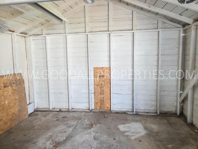 Building Photo - Charming 2 bedroom 1 bath home in Beaverdale area!