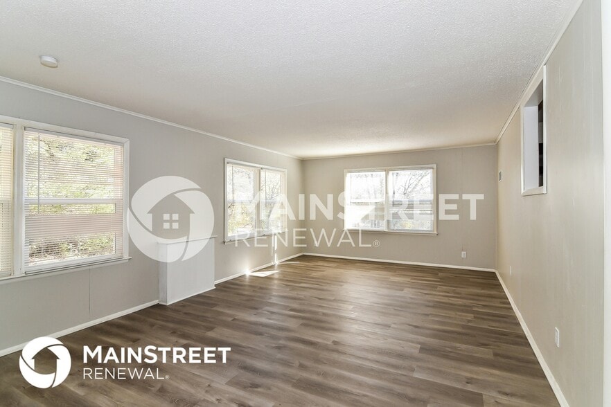 Building Photo - 8702 E 91 St