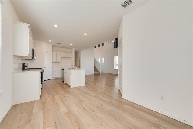 Building Photo - 3750 Honey Daisy Dr