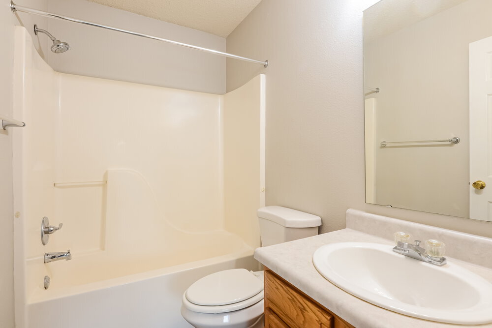 Building Photo - 4261 Village Bend Dr